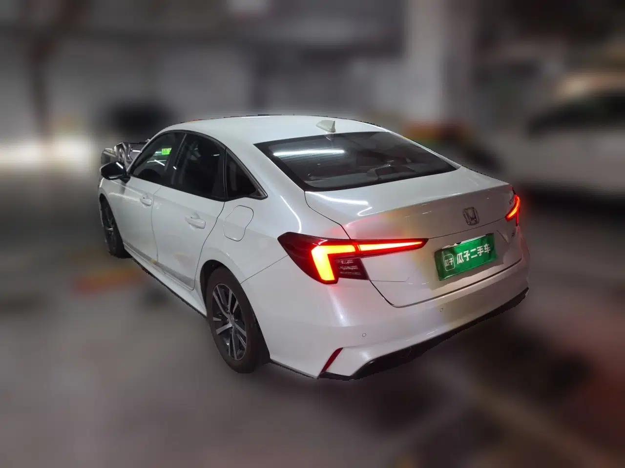 Honda Integra 2023 240TURBO CVT Leading Edition — миниатюра 4
