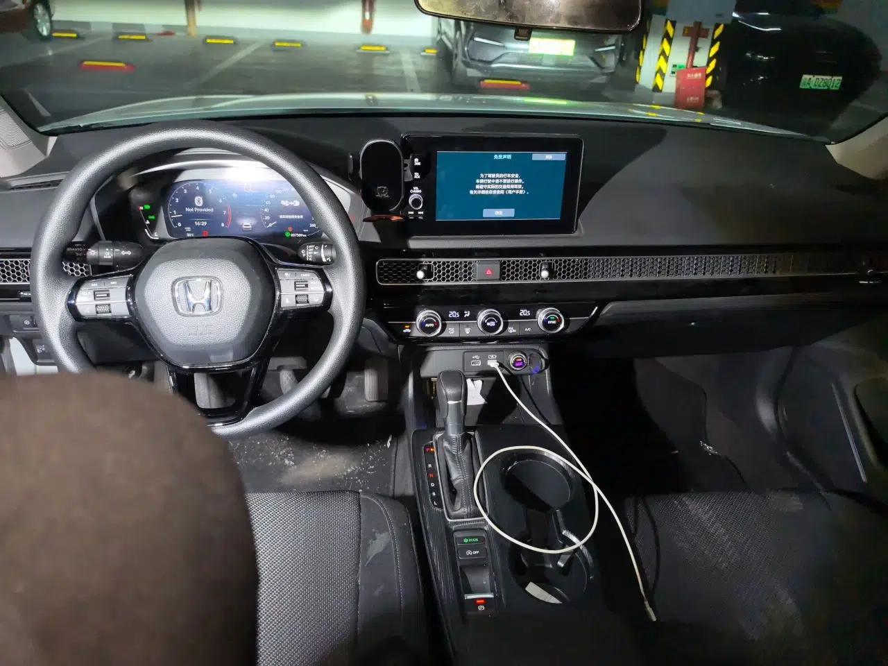 Honda Integra 2023 240TURBO CVT Leading Edition — миниатюра 9