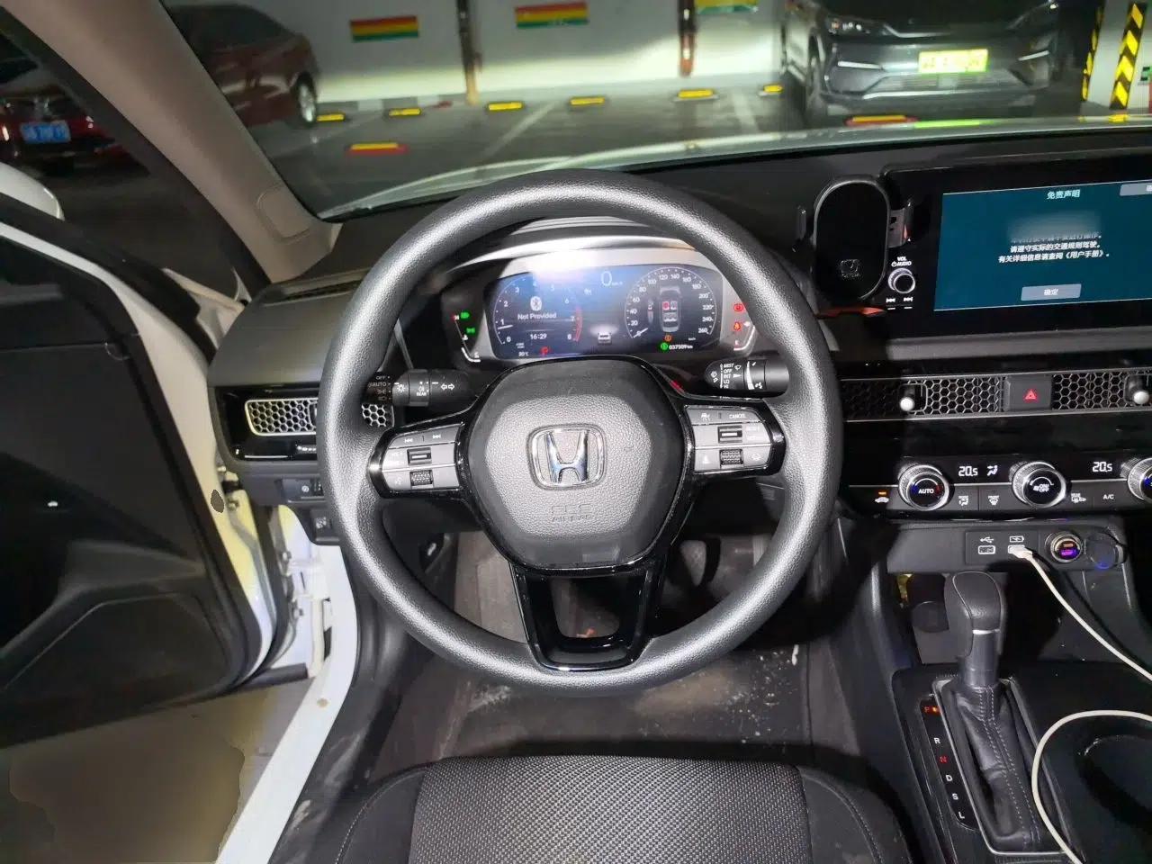Honda Integra 2023 240TURBO CVT Leading Edition — миниатюра 10