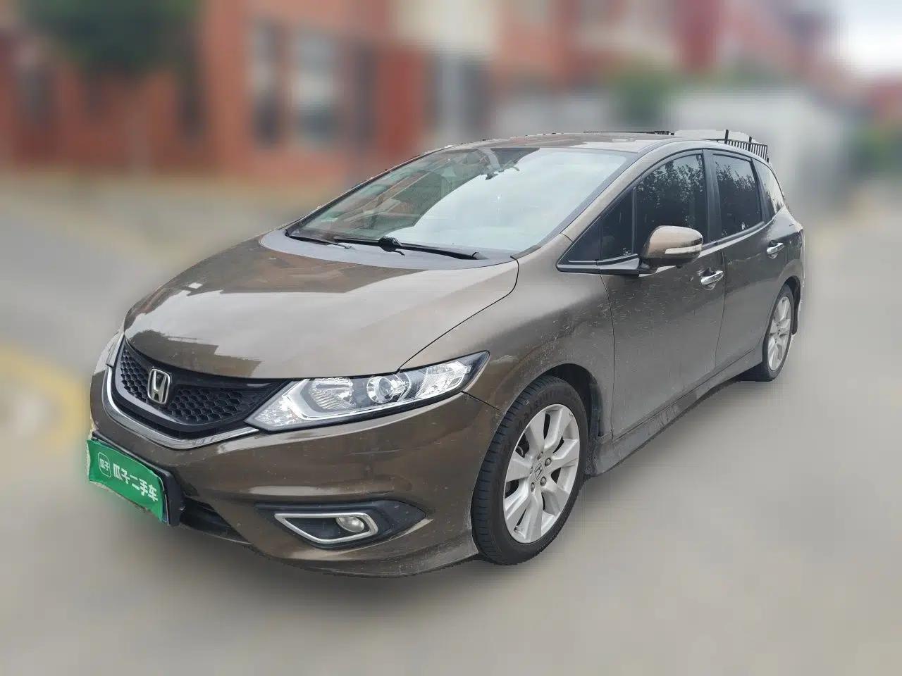 Honda Jade 2014 1.8L CVT Luxury Edition 5 seats — миниатюра 1