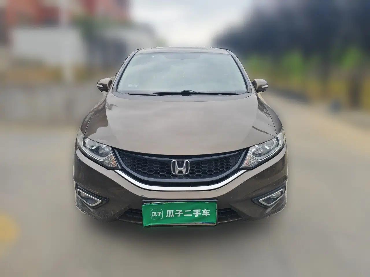 Honda Jade 2014 1.8L CVT Luxury Edition 5 seats — миниатюра 2