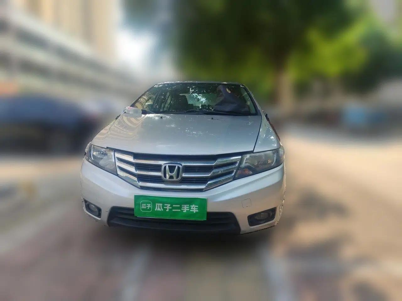 Honda City Classic 2012 1.5L manual Comfort version — миниатюра 2
