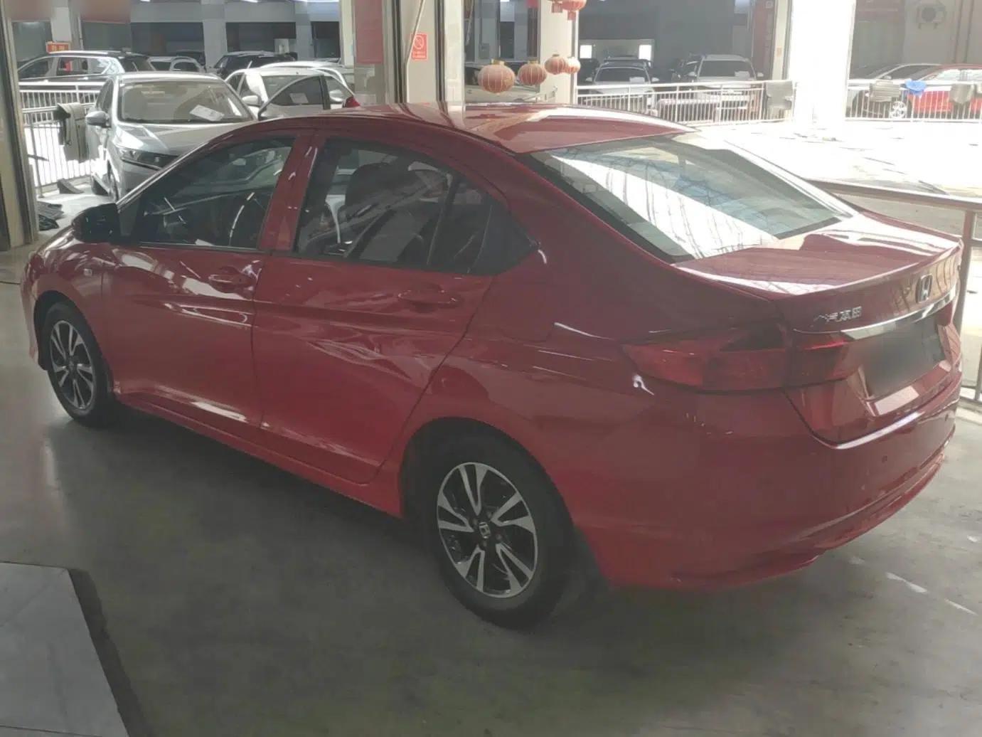 Honda City 2015 1.5L CVT Comfort Version — миниатюра 4