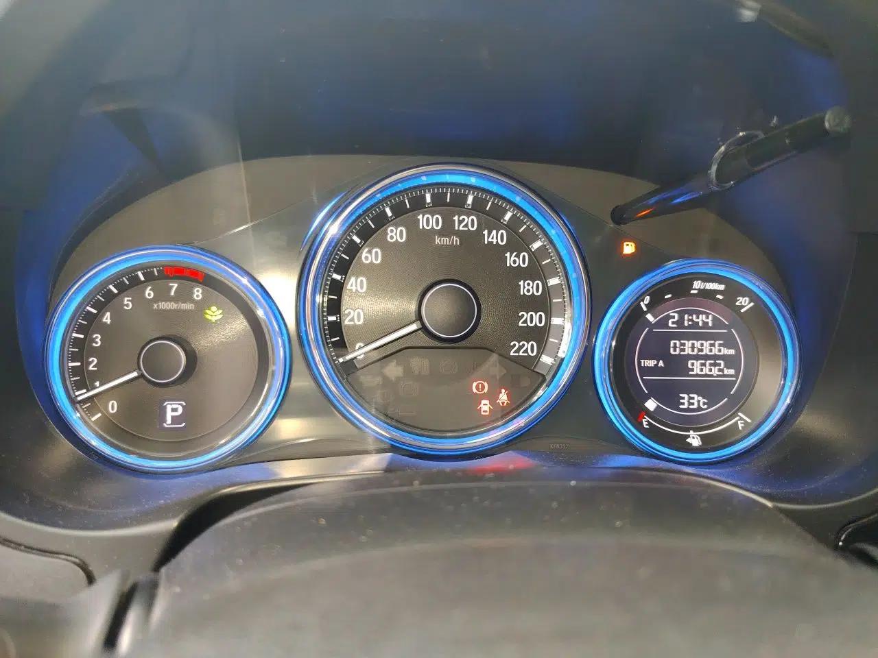 Honda City 2017 1.5L CVT Elite Edition — миниатюра 11