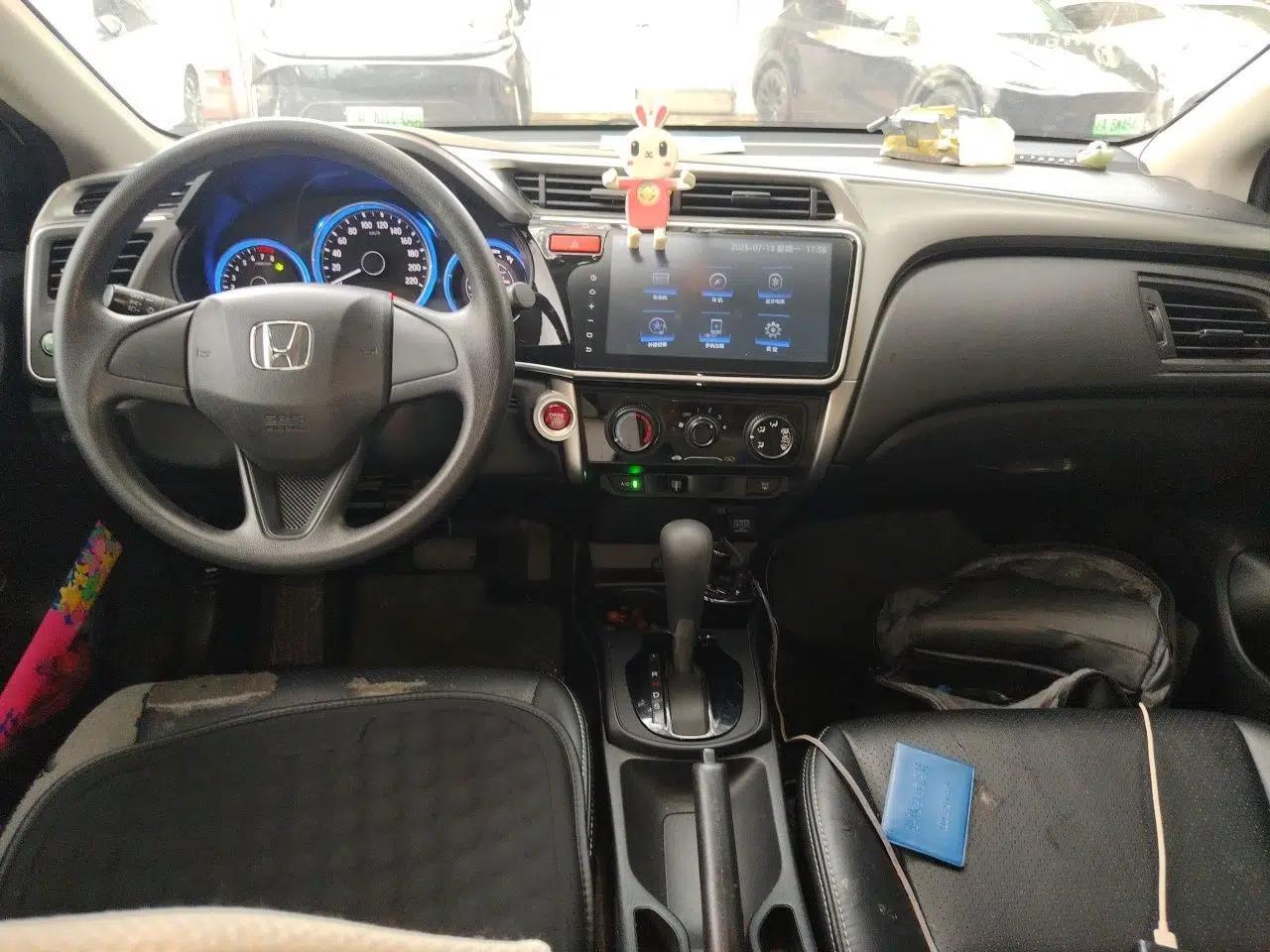 Honda City 2017 1.5L CVT Elite Edition — миниатюра 9