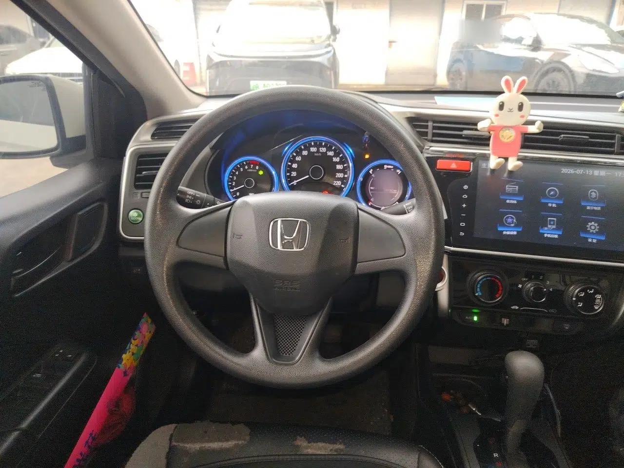Honda City 2017 1.5L CVT Elite Edition — миниатюра 10