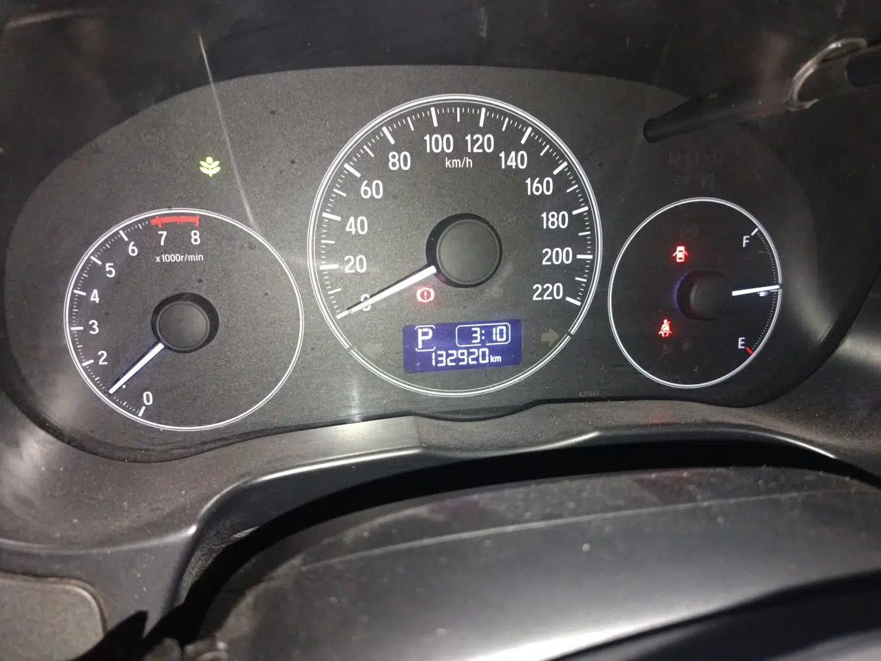 Honda City 2018 1.5L CVT Comfort Version — миниатюра 12