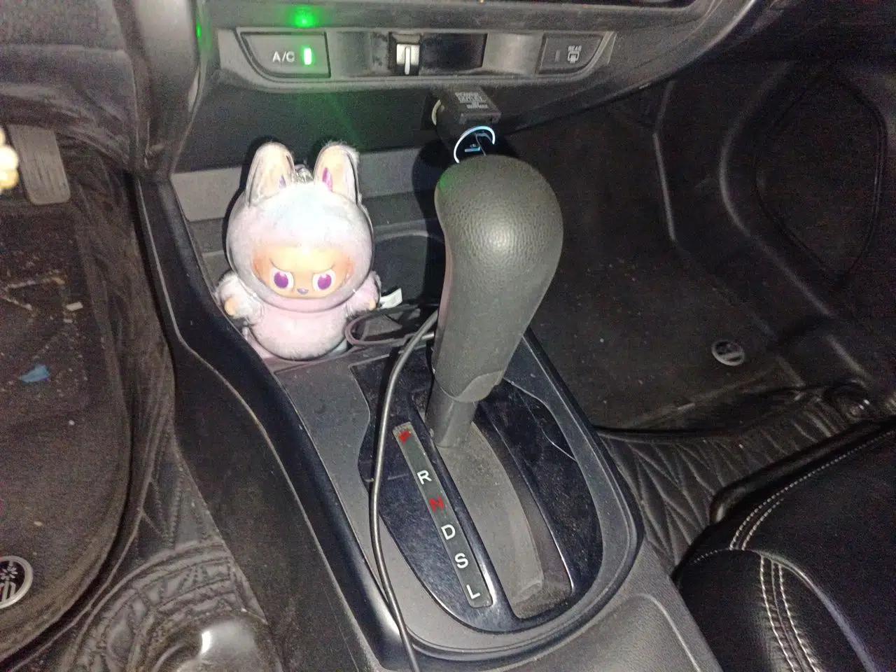 Honda City 2018 1.5L CVT Comfort Version — миниатюра 14