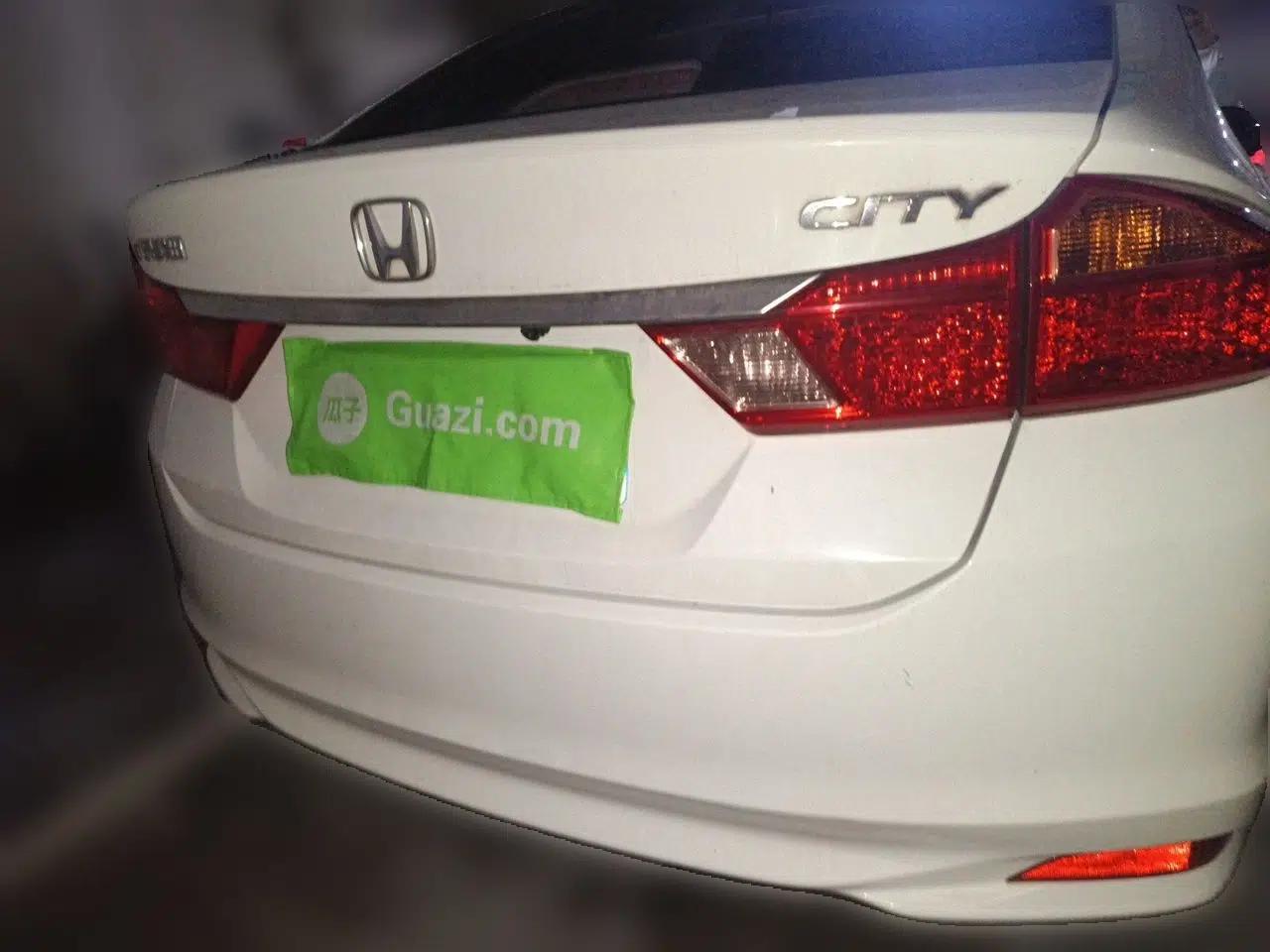 Honda City 2018 1.5L CVT Comfort Version — миниатюра 5