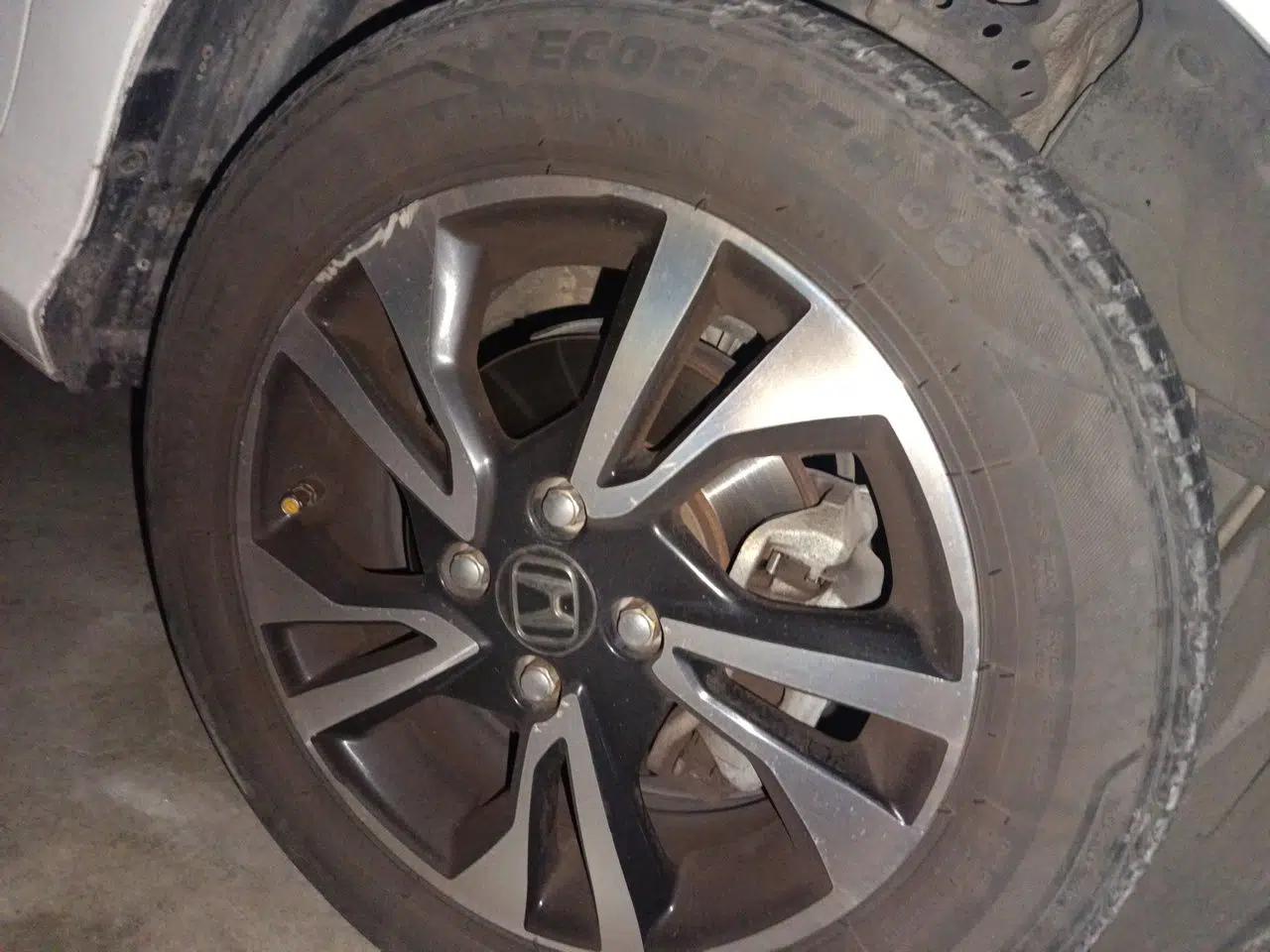 Honda City 2018 1.5L CVT Comfort Version — миниатюра 8