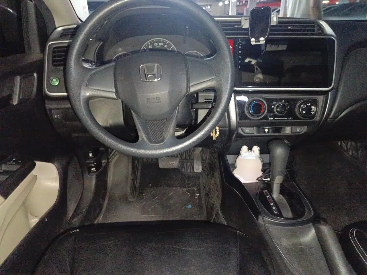 Honda City 2018 1.5L CVT Comfort Version — миниатюра 10