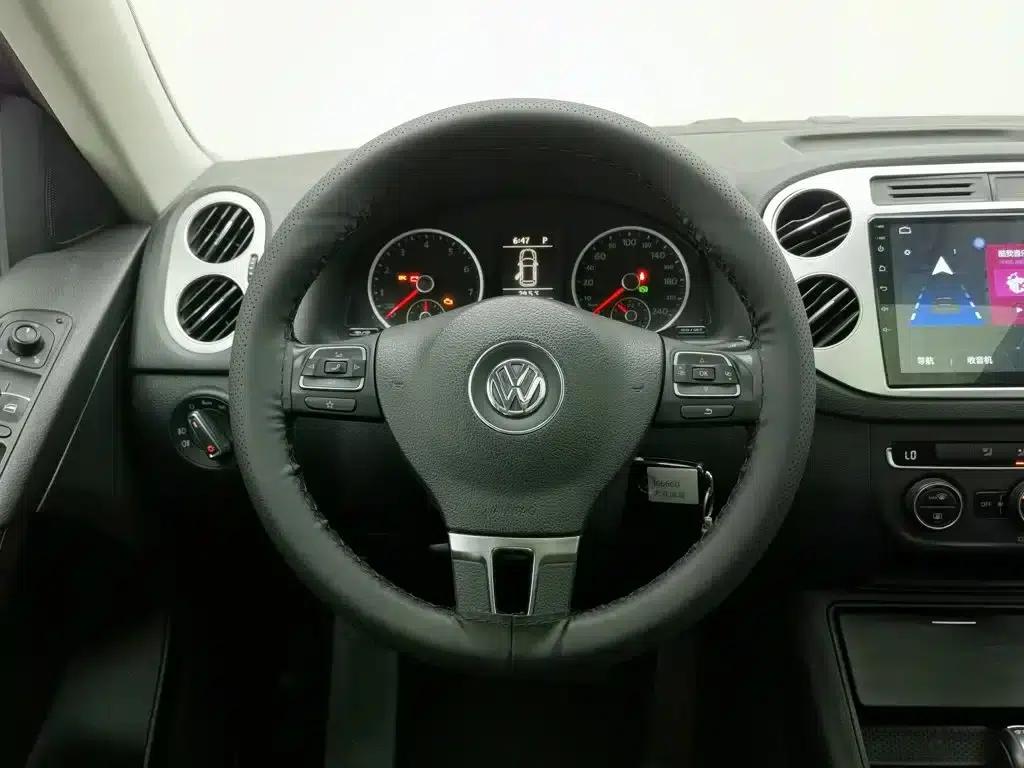 Tiguan 2016 280TSI Automatic 2WD Silk Road Comfort Edition — миниатюра 11