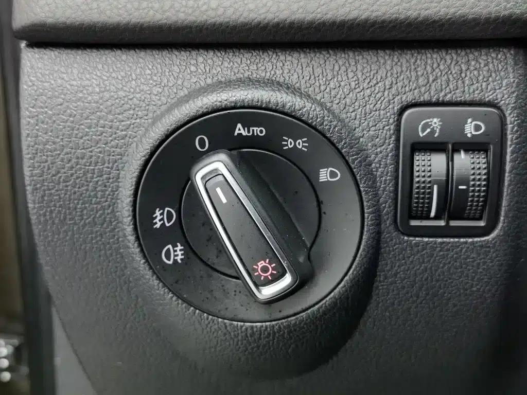 Tiguan 2016 280TSI Automatic 2WD Silk Road Comfort Edition — миниатюра 21