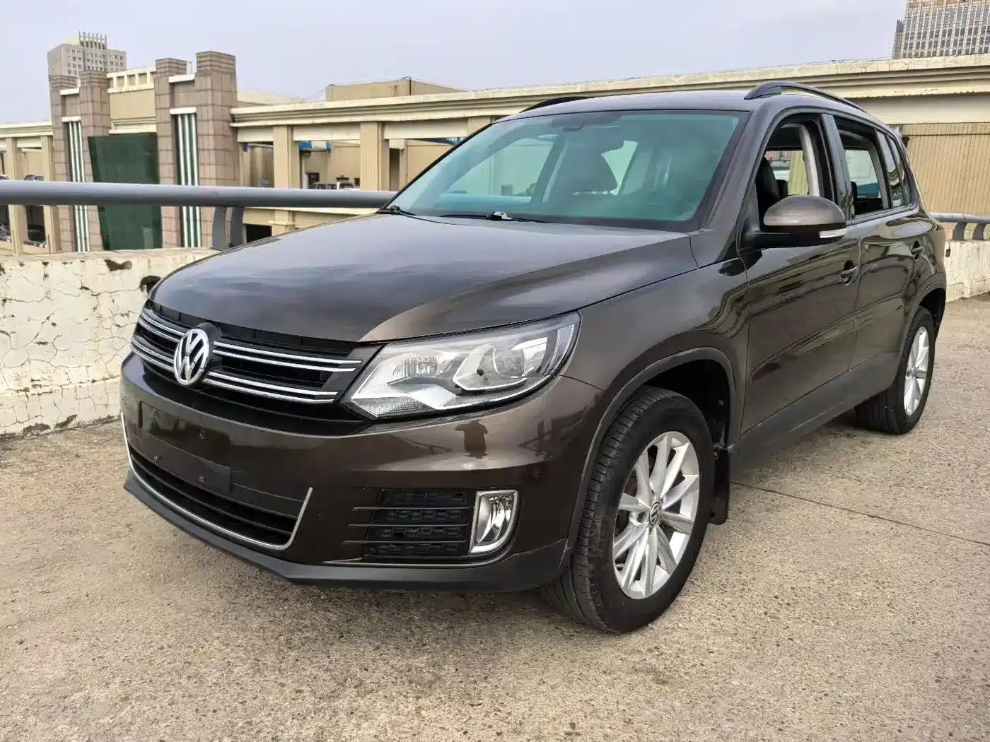 2015 Volkswagen Tiguan 1.8TSI Automatic 2WD Comfort Edition — миниатюра 1