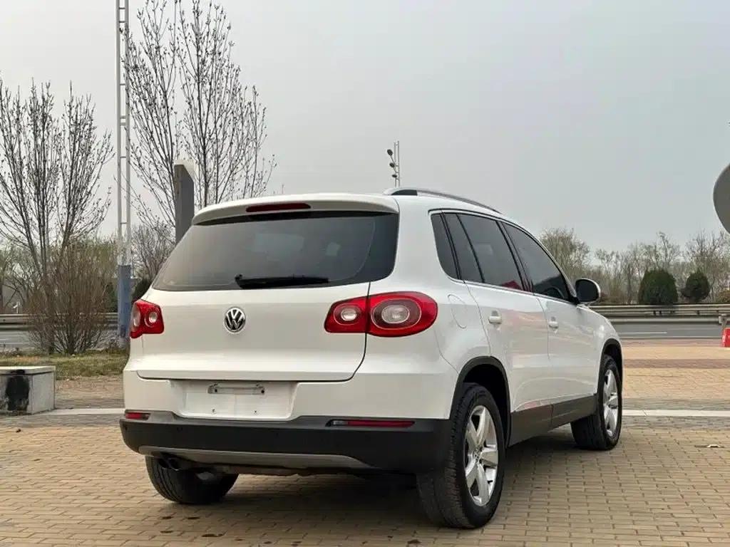 2012 Volkswagen Tiguan 1.8TSI Automatic 4WD Fashion Edition — миниатюра 4