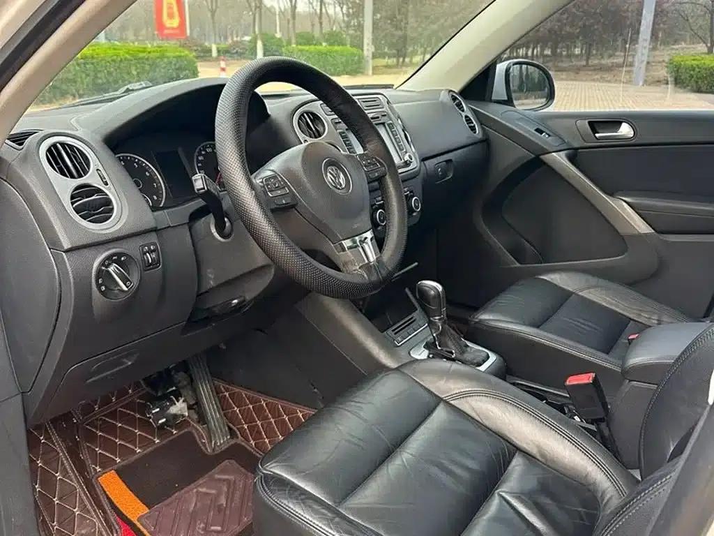 2012 Volkswagen Tiguan 1.8TSI Automatic 4WD Fashion Edition — миниатюра 8