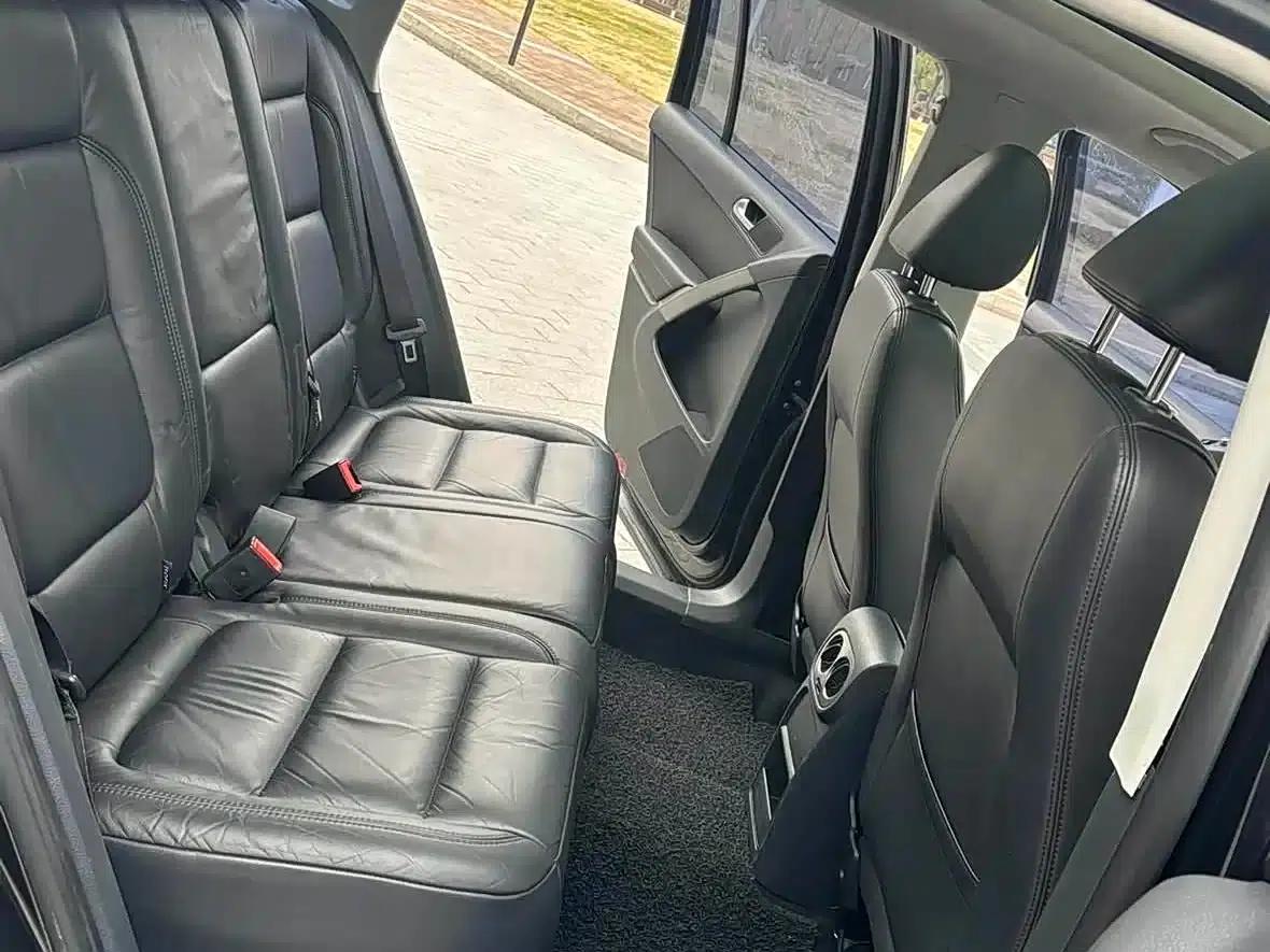 Tiguan 2013 1.8TSI Automatic 4WD Luxury — миниатюра 16