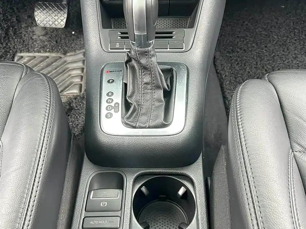 Tiguan 2013 1.8TSI Automatic 4WD Luxury — миниатюра 17