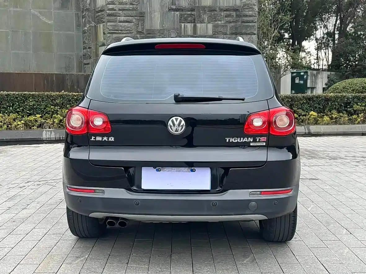 Tiguan 2013 1.8TSI Automatic 4WD Luxury — миниатюра 6