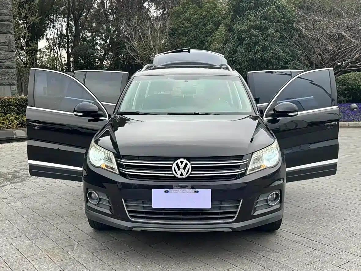 Tiguan 2013 1.8TSI Automatic 4WD Luxury — миниатюра 9