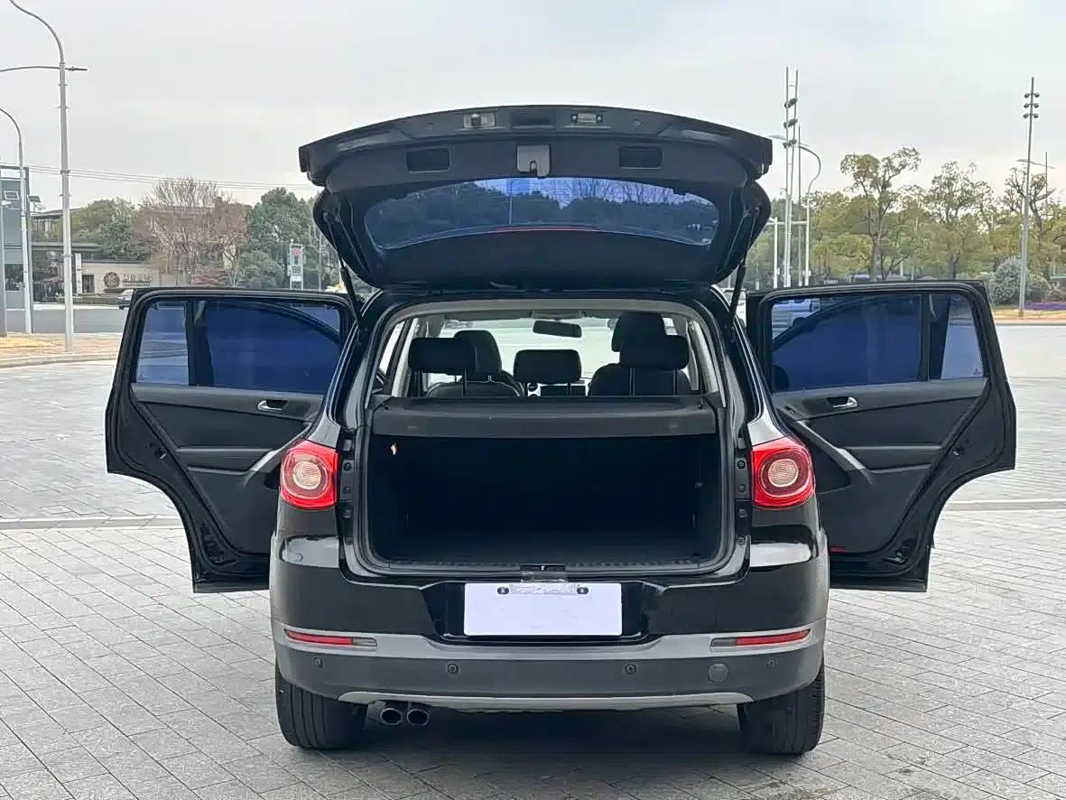 Tiguan 2013 1.8TSI Automatic 4WD Luxury — миниатюра 10