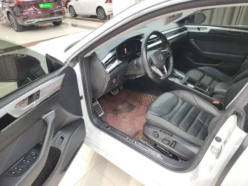 Volkswagen CC 2021 380TSI Striking Edition — миниатюра 7