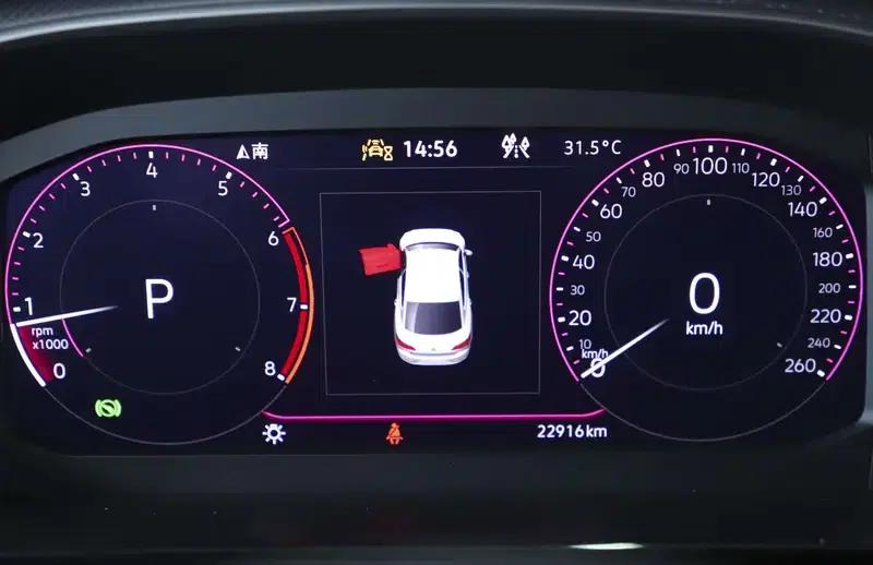 Volkswagen CC 2025 380TSI - Eye-Catching Edition — миниатюра 12