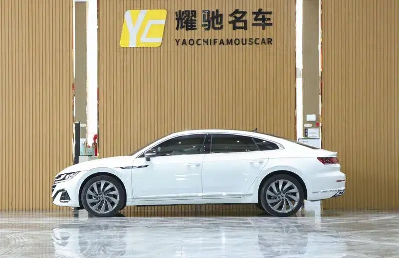 Volkswagen CC 2025 380TSI - Eye-Catching Edition — миниатюра 3