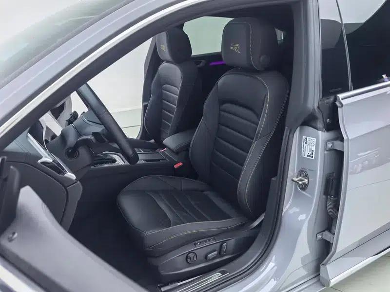 Volkswagen CC 2024 380TSI - Eye-Catching Edition — миниатюра 21