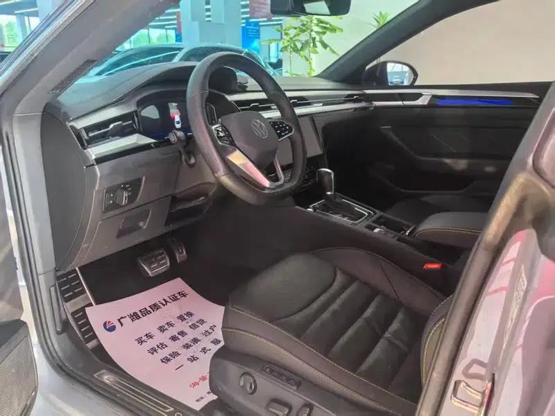 Volkswagen CC 2023 380TSI Striking Edition — миниатюра 10