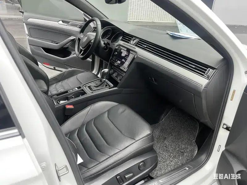 Volkswagen CC 2019 330TSI Charm Edition (China VI Emission Standard) — миниатюра 8