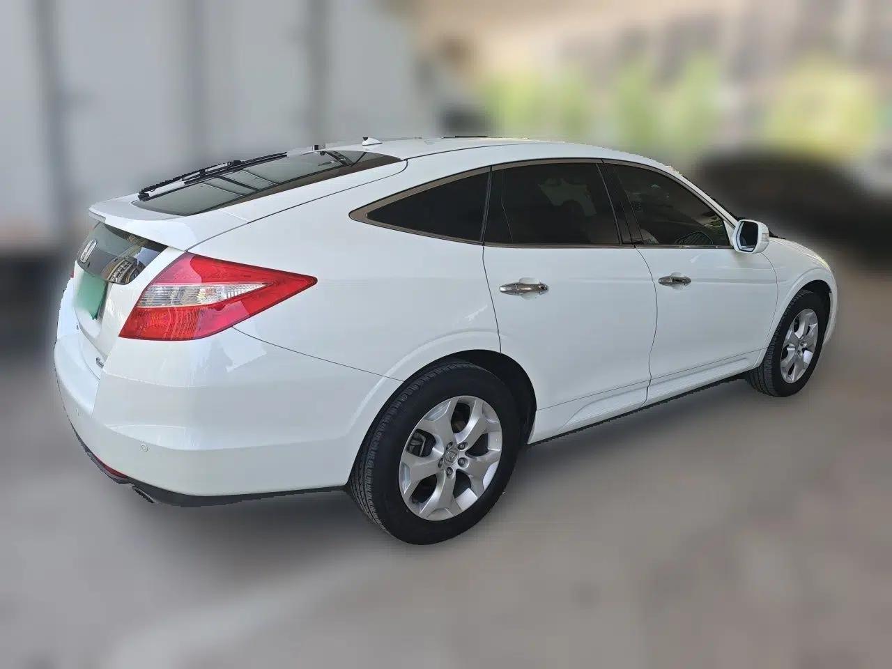 Honda Crosstour 2011 3.5L Prestige Edition — миниатюра 6