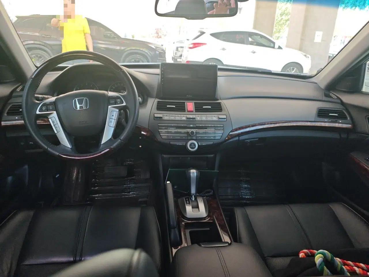 Honda Crosstour 2011 3.5L Prestige Edition — миниатюра 9