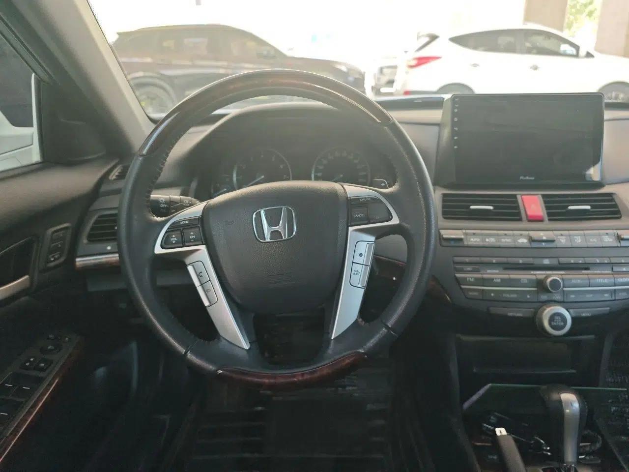 Honda Crosstour 2011 3.5L Prestige Edition — миниатюра 10