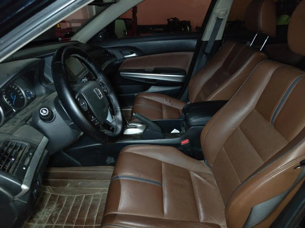 Honda Crosstour 2014 3.0L AWD Prestige Navigation Edition — миниатюра 15