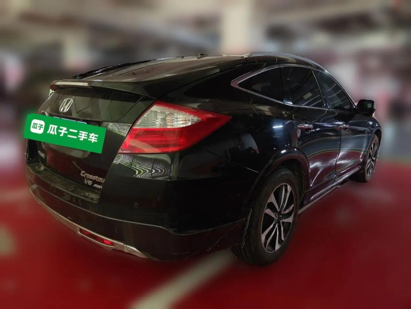 Honda Crosstour 2014 3.0L AWD Prestige Navigation Edition — миниатюра 6