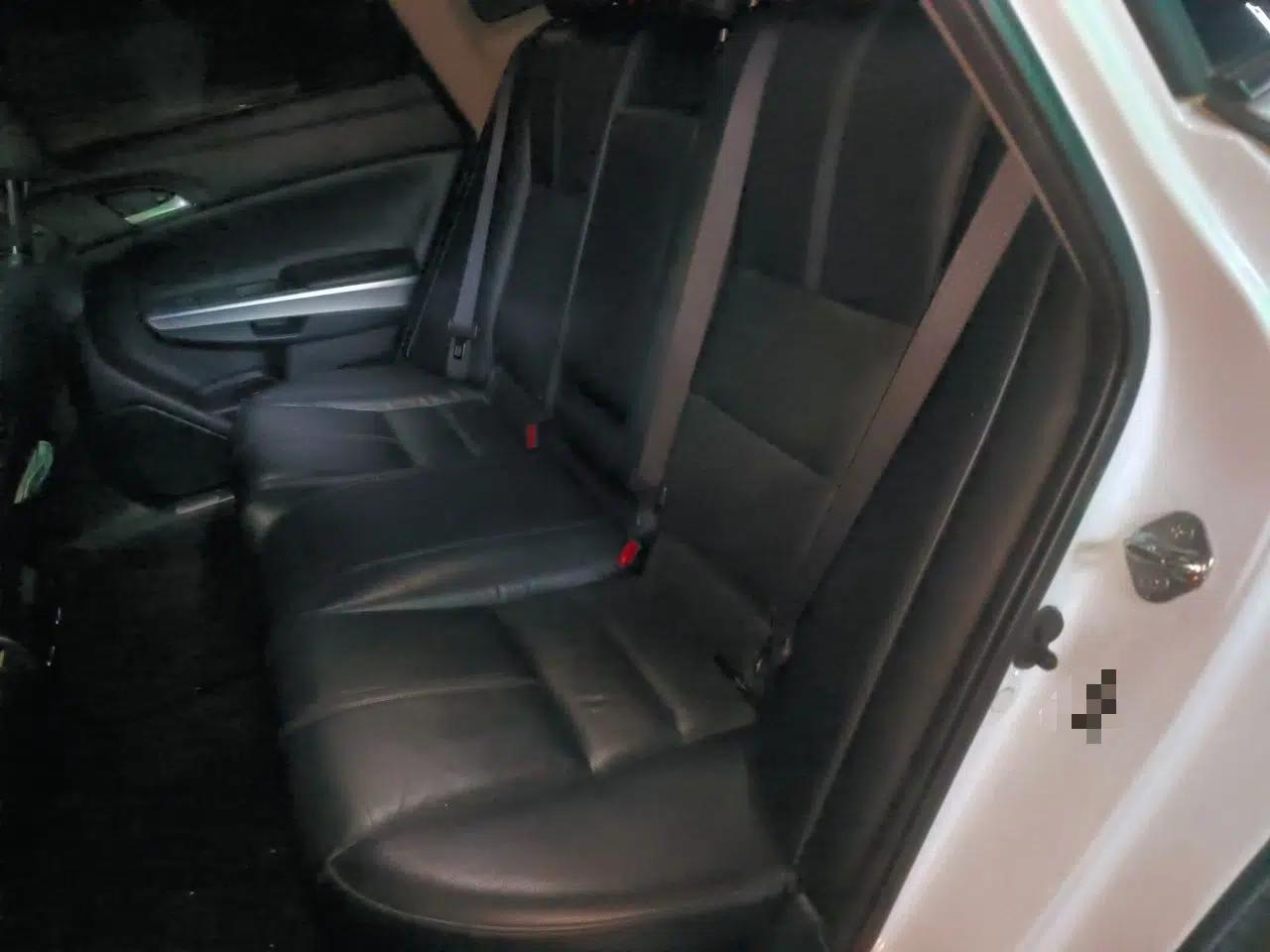 Honda Crosstour 2014 2.4L Luxury Edition — миниатюра 17