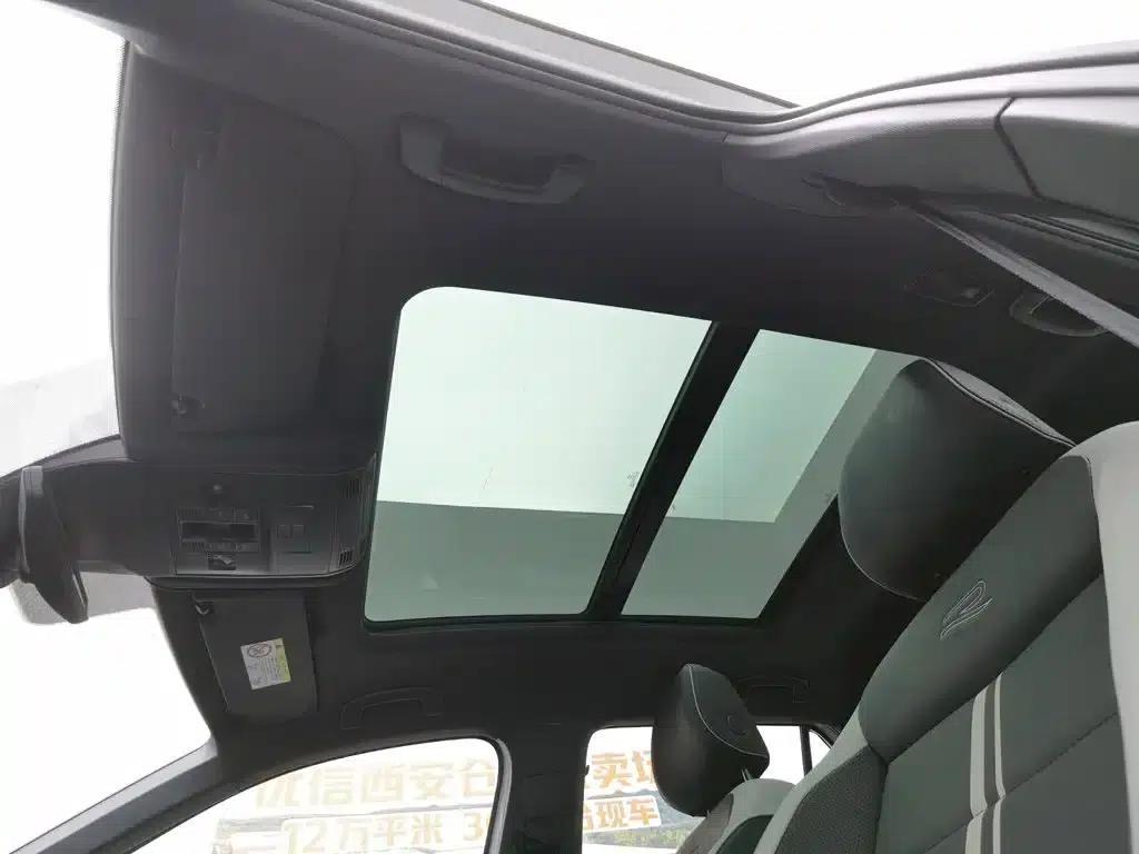 2025 T-ROC 300TSI DSG 2WD Chenguang Edition — миниатюра 14