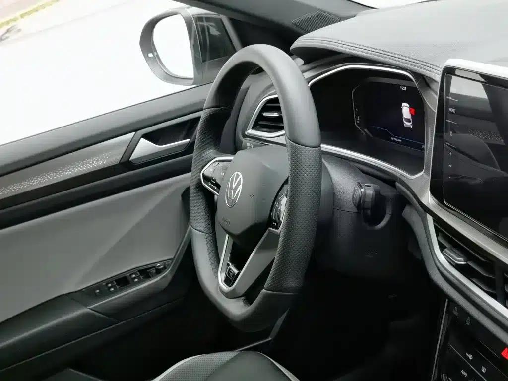 2025 T-ROC 300TSI DSG 2WD Chenguang Edition — миниатюра 22