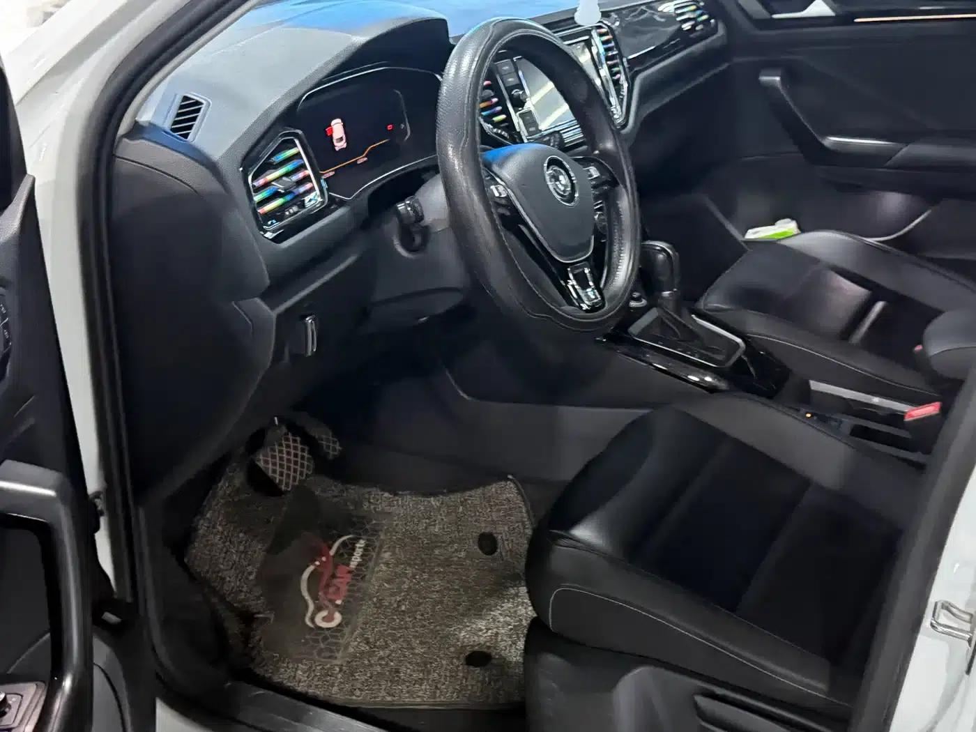 2019 T-ROC 280TSI DSG 2WD Comfort Model (National V Emission Standard) — миниатюра 5