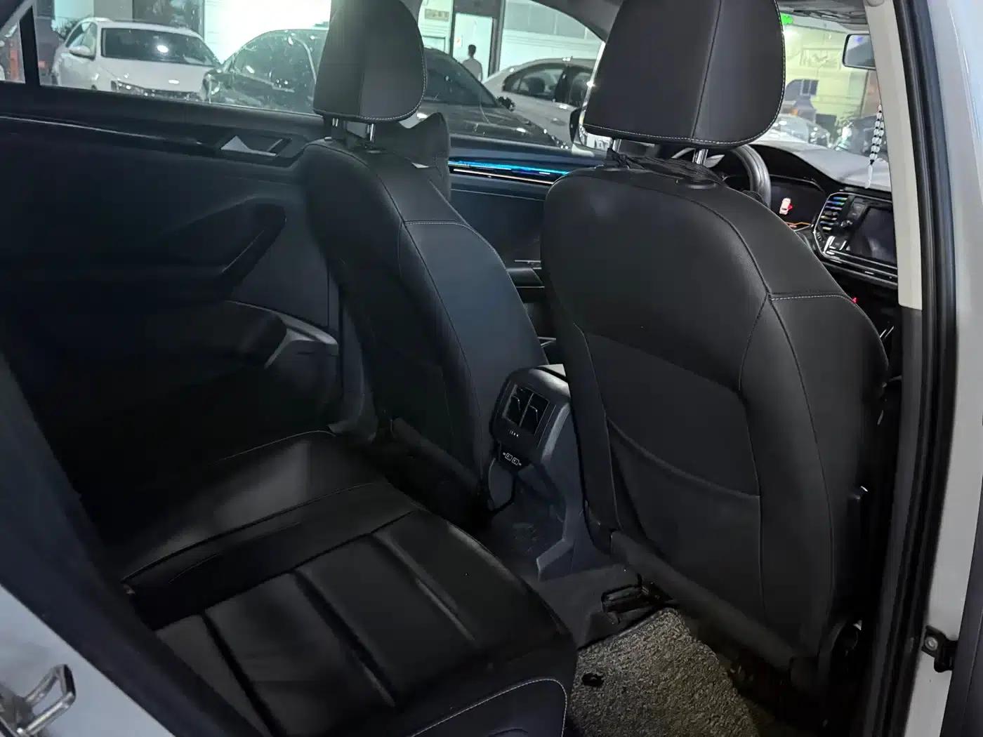 2019 T-ROC 280TSI DSG 2WD Comfort Model (National V Emission Standard) — миниатюра 7