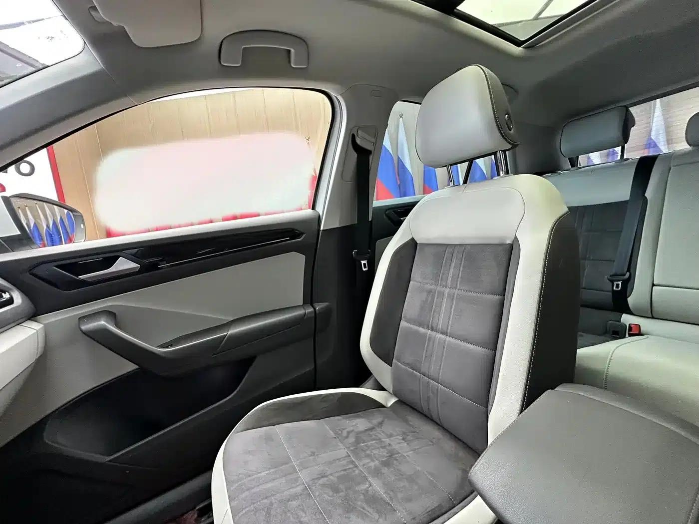 T-ROC 2021 280TSI DSG 4WD Luxury Intelligent Edition — миниатюра 13