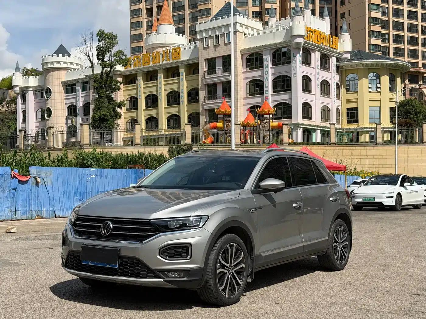 2021 T-ROC 280TSI DSG 2WD Comfort Smart Edition — миниатюра 1
