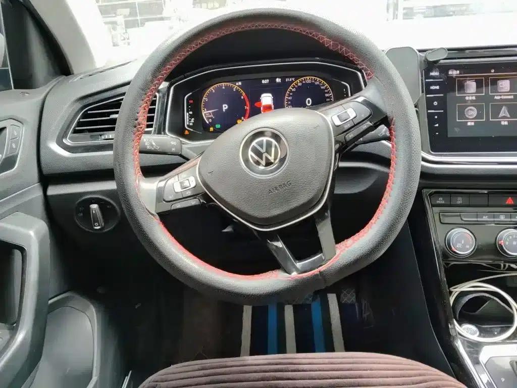 2021 T-ROC 280TSI DSG 2WD Comfort Smart Edition — миниатюра 7