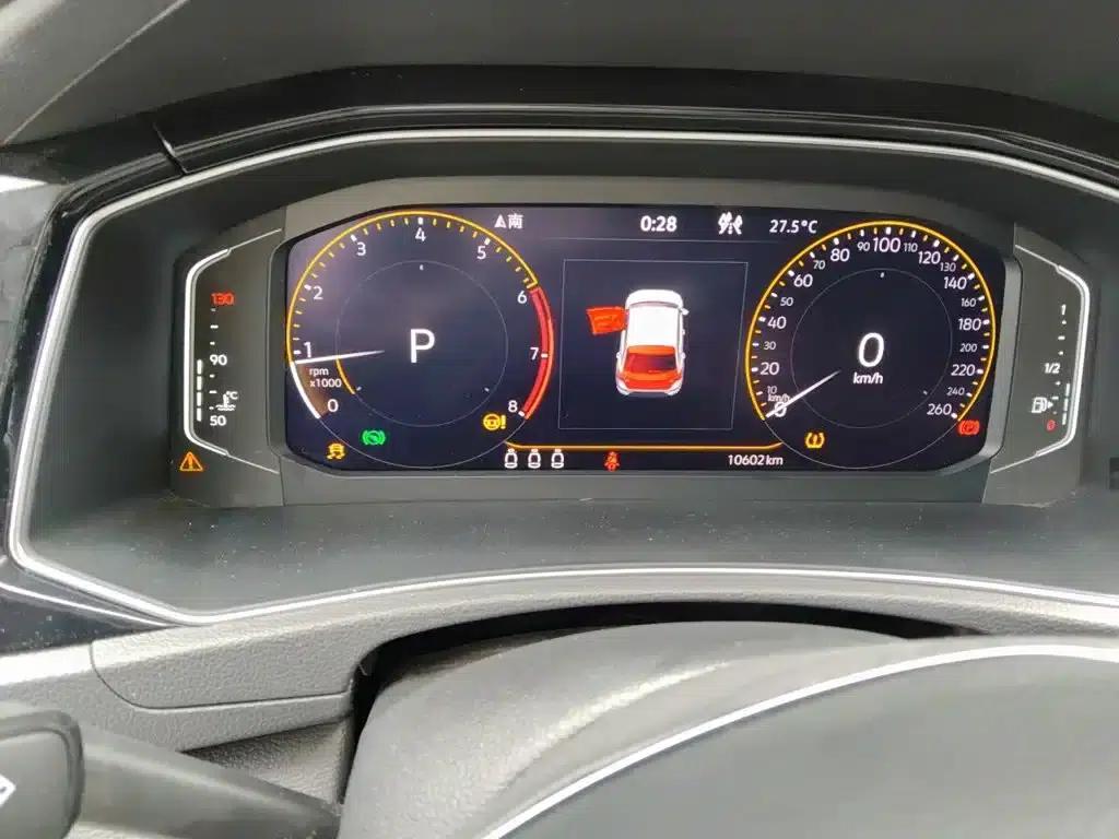 2021 T-ROC 280TSI DSG 2WD Comfort Smart Edition — миниатюра 8