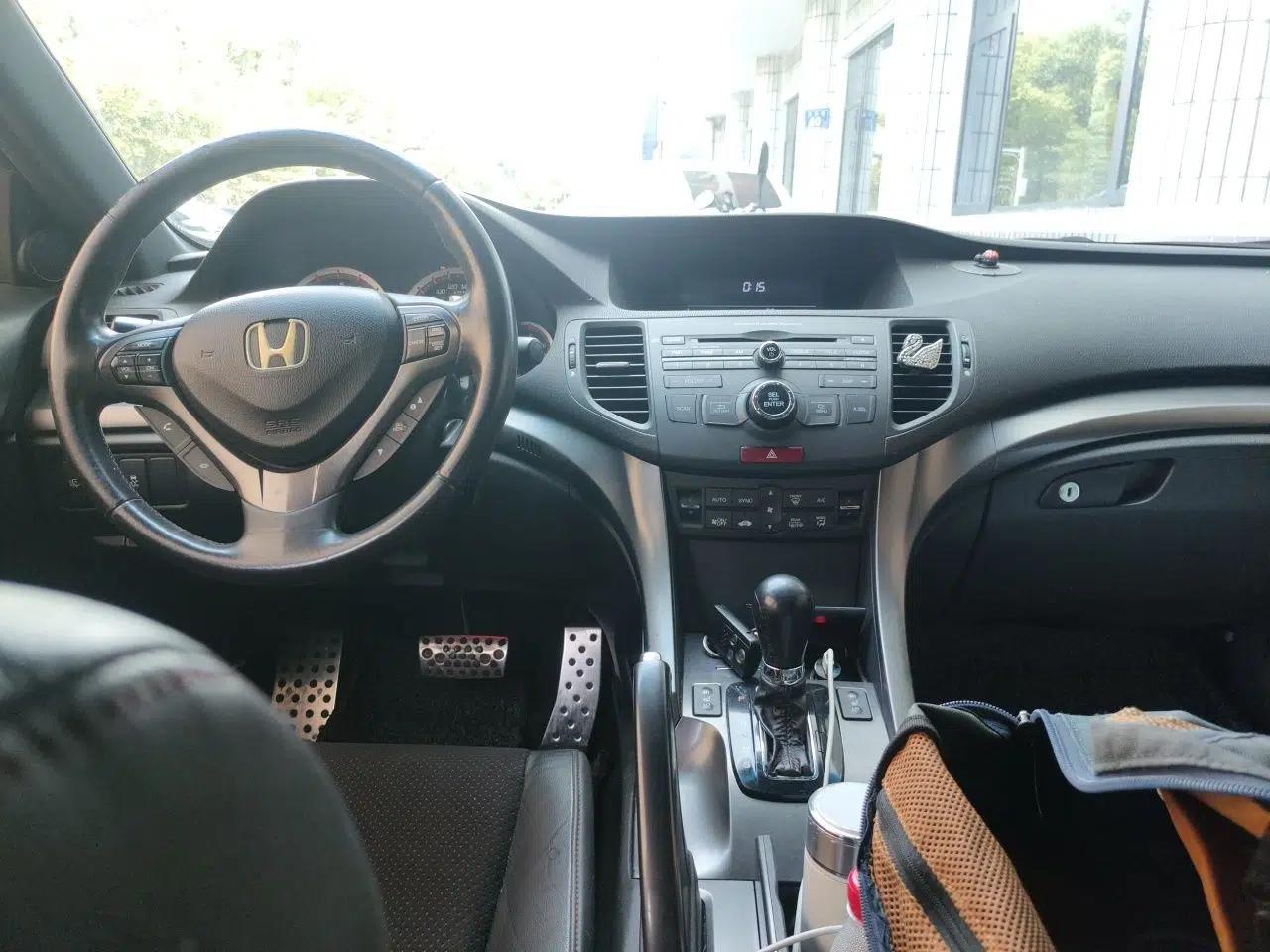 Honda Spirior 2013 2.4L TYPE-S — миниатюра 13