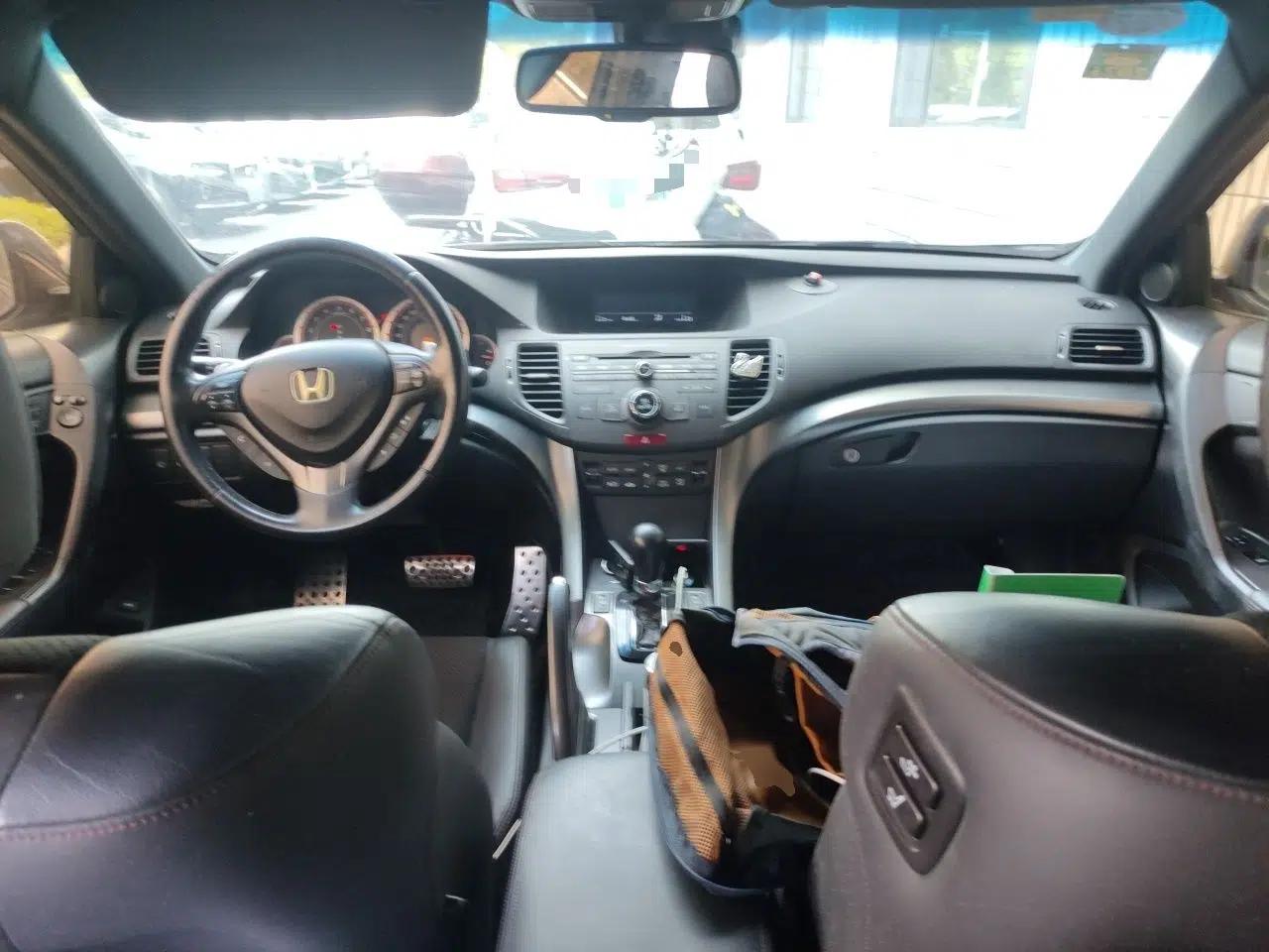 Honda Spirior 2013 2.4L TYPE-S — миниатюра 9