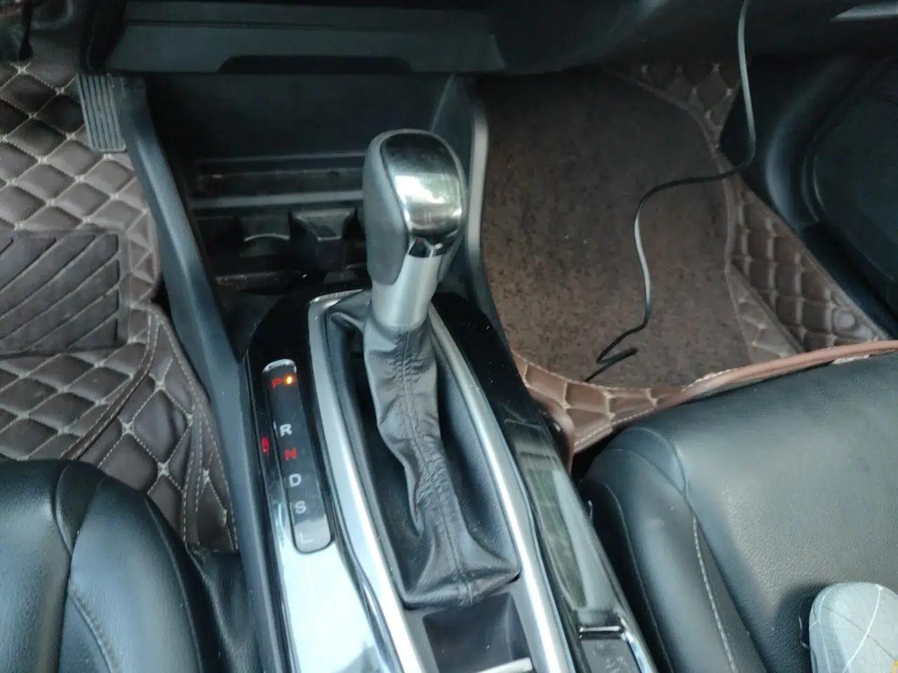 Honda Envix 2019 180TURBO CVT Enjoyment Edition China VI — миниатюра 14