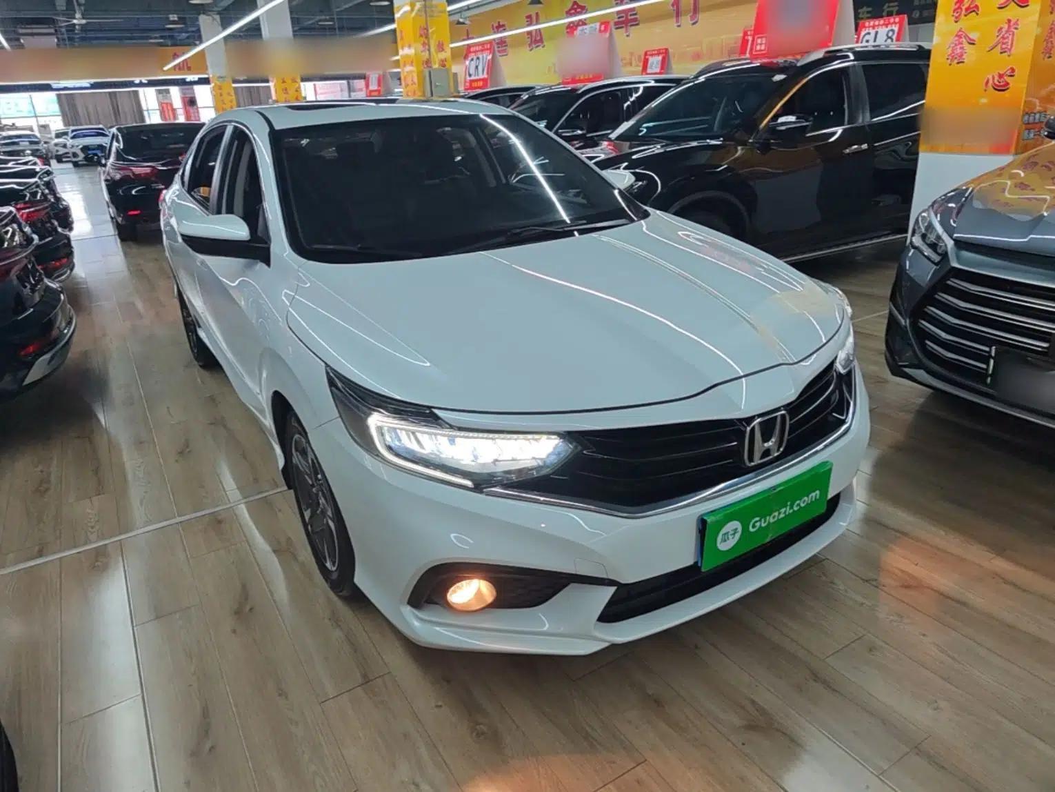 Honda Envix 2019 180TURBO CVT Enjoyment Edition China V — миниатюра 3