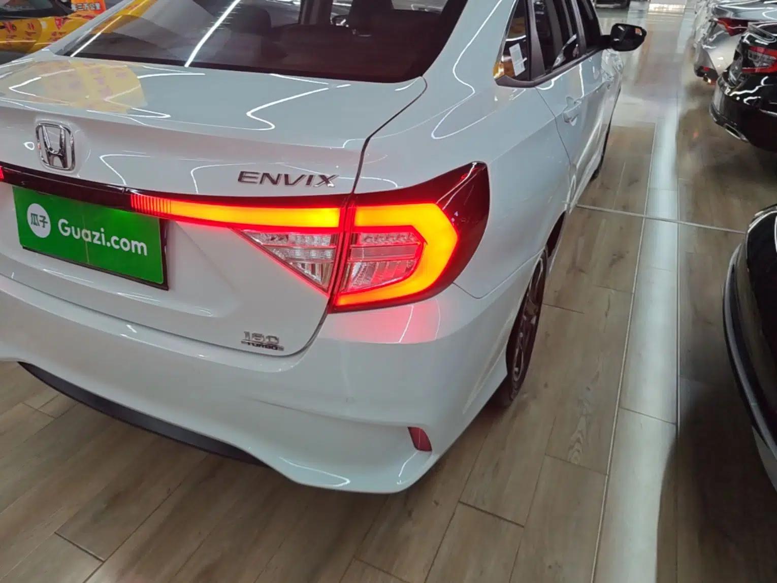 Honda Envix 2019 180TURBO CVT Enjoyment Edition China V — миниатюра 9